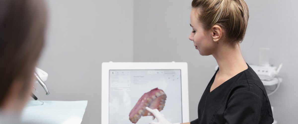 close-up-dentist-explaining-image